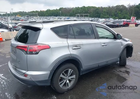 2018 Toyota Rav4 Xle from USA, damaged, VIN JTMRFREV3JJ227791